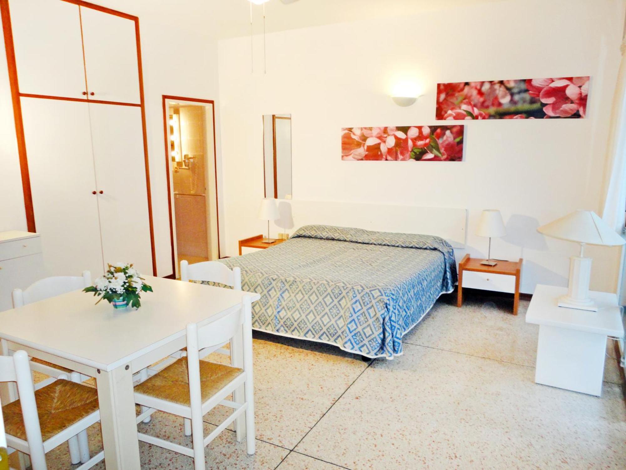 Yachting Residence Lignano Sabbiadoro Rum bild